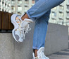 Женские комбинированные кроссовки Louis Vuitton Archlight 2022-2023 белые с серым и золотыми вставками