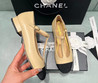 Женские кожаные балетки Chanel Mary Janes 2022-2023 бежевые с черным