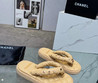 Женские кожаные шлепанцы Chanel 2022-2023 желтые