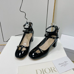 Женские кожаные туфли Christian Dior 2022-2023 черные