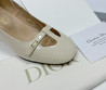 Женские кожаные туфли Christian Dior 2022-2023 белые