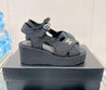 Женские кожаные босоножки Chanel 2022-2023 черные