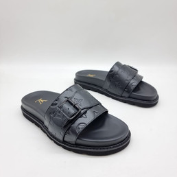 Мужские кожаные шлепанцы Louis Vuitton 2023-2024 черные