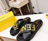 Женские кожаные шлепанцы Fendi 2023-2024 черные