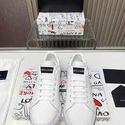 Мужские кожаные кроссовки Dolce&Gabbana 2023-2024 белые с надписью на черном