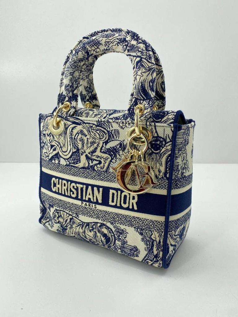 Женская текстильная сумка 24х20 Christian Dior 2023-2024 синяя с белым узором