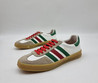 Женские замшевые кроссовки Gucci Gazelle 2023-2024 бежевые