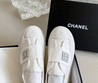 Женские текстильные кроссовки Chanel 2023-2024 белые