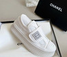 Женские текстильные кроссовки Chanel 2023-2024 белые