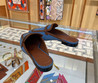 Женские текстильные туфли Hermes 2023-2024 синие с коричневыми вставками