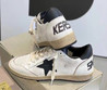Женские комбинированные кроссовки Golden Goose 2023-2024 белые с черной звездой