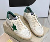 Женские комбинированные кроссовки Golden Goose 2023-2024 белые с зеленой звездой