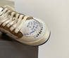 Женские комбинированные кроссовки Golden Goose 2023-2024 белые с коричневой звездой