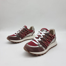 Женские комбинированные кроссовки Brunello Cucinelli 2023-2024 коричневые с красным