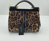 Женская кожаная сумка Dolce & Gabbana 2023-2024 24x20 коричневая леопардовая