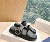 Женские кожаные сандалии Prada 2023-2024 черные