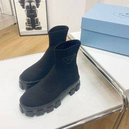 Женские текстильные ботинки Prada 2023-2024 черные
