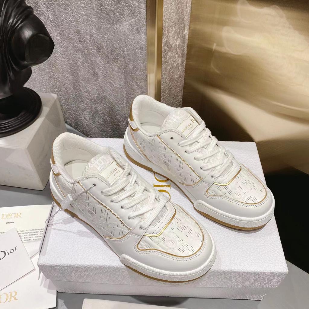 Женские кожаные кроссовки Christian Dior 2023-2024 белые с золотым