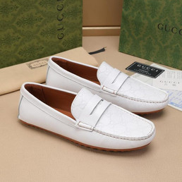 Мужские кожаные мокасины Gucci 2023-2024 белые