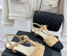 Женские кожаные босоножки Chanel 2023-2024 бежевые с черным