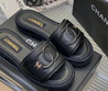 Женские полиуретановые шлепанцы Chanel 2023-2024 черные