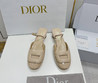 Женские кожаные туфли Christian Dior 20233-2024 бежевые