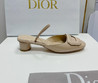 Женские кожаные туфли Christian Dior 20233-2024 бежевые