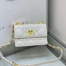 Женская кожаная сумка Christian Dior 19х12 2023-2024 белая