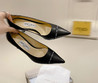 Женские кожаные туфли Jimmy Choo 2023-2024 черные с логотипом