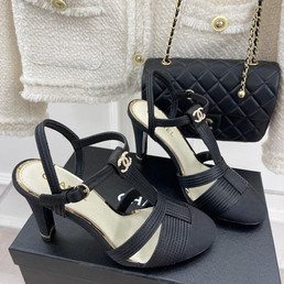 Женские текстильные туфли Chanel 2023-2024 черные