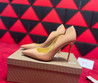 Женские лакированные туфли Christian Louboutin 2023-2024 бежевые