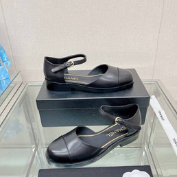 Женские кожаные туфли Chanel Mary Janes 2023-2024 черные