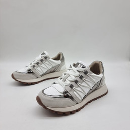 Женские комбинированные кроссовки Brunello Cucinelli 2023 белые с серебристым