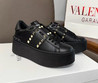 Женские кожаные кроссовки Valentino 2023 черные