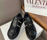 Женские кожаные кроссовки Valentino 2023 черные