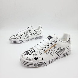 Женские кожаные кеды Dolce & Gabbana 2023 белые с надписями