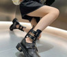 Женские кожаные ботинки Givenchy 2023 черные с ремешками