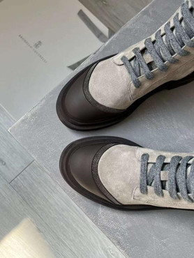 Женские замшевые ботинки Brunello Cucinelli 2023 белые со шнурками