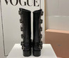 Женские кожаные сапоги Miu Miu 2023 черные с ремнями сбоку