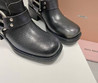 Женские кожаные сапоги Miu Miu 2023 черные с ремнями сбоку