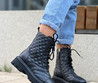 Женские кожаные ботинки Chanel 2023 черные со шнурками