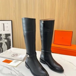 Женские кожаные сапоги Hermes 2023 черные с пряжкой на молнии