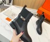 Женские кожаные сапоги Hermes 2023 черные с пряжкой