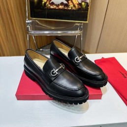 Мужские кожаные лоферы Salvatore Ferragamo 2023 черные