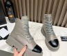 Женские кожаные ботинки Chanel 2023 серые с черным носом
