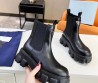 Женские кожаные ботинки Prada 2023 черные с логотипом