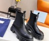 Женские кожаные ботинки Prada 2023 черные с логотипом