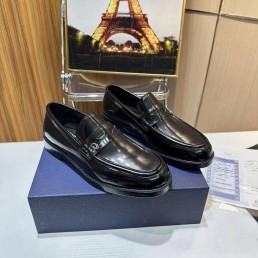 Мужские кожаные лоферы Christian Dior черные 2023