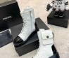 Женские кожаные ботинки Chanel 2023 с лаковым носом белые