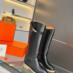Женские кожаные сапоги Hermes 2023 с пряжкой черные